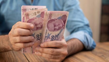 Asgari Ücret Zirvesi Başlıyor: MÜSİAD’dan Zam Açıklaması ve Ekonomi İçin Kritik Mesajlar